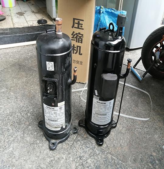 广宁中央空调压缩机的更换维修